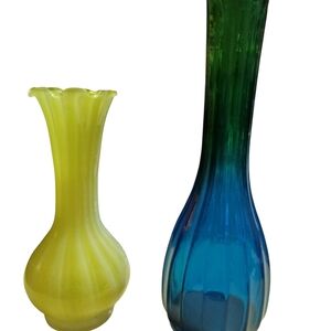 Elegant Green Blue And Yellow Onion Vase Set